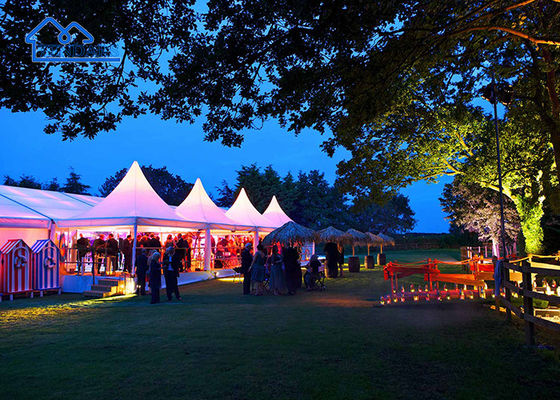 Résistant aux rayons UV Tentes de soirée Tentes étanches pour les événements Tentes de mariage Pour la fête d'anniversaire à la maison