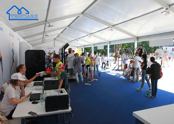 Cadre en aluminium PVC Couverture d'extension infinie Marquee Tente Pour l'exposition Église Festival Catering Event