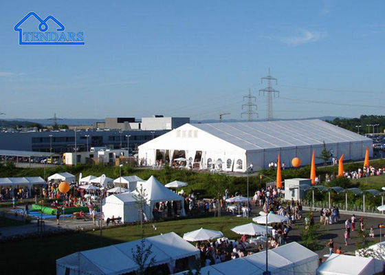 Tente d'événement étanche pour l'exposition de l'église Fournisseur de tentes certifié ISO9001