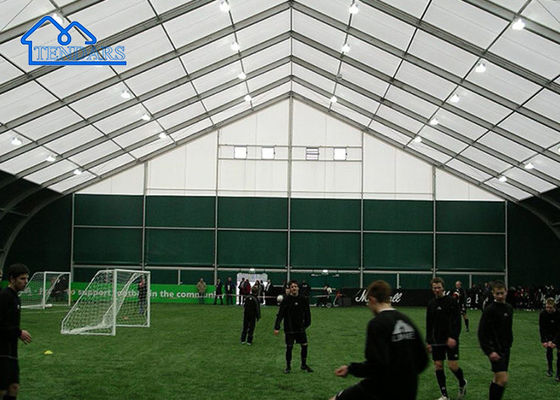 Tente de sport extérieure anti-UV cadre en aluminium cour personnalisée salle de sport tente de course tente de sport portable