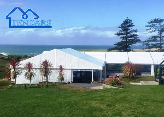 Tentes de fête en alliage d'aluminium Blanc pour 800 personnes Fête de mariage Tentes temporaires Structures de tentes Cérémonie et réception de mariage