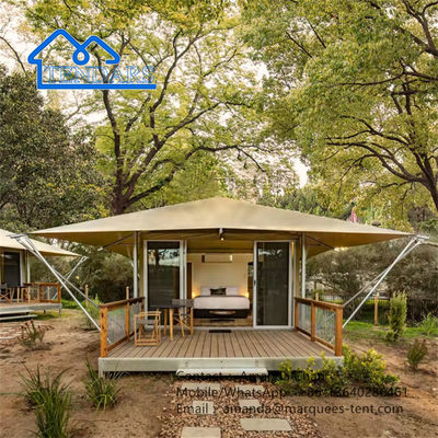 Tente extérieure pour le glamping