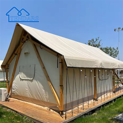 Tente d'hôtel en extérieur à grande échelle