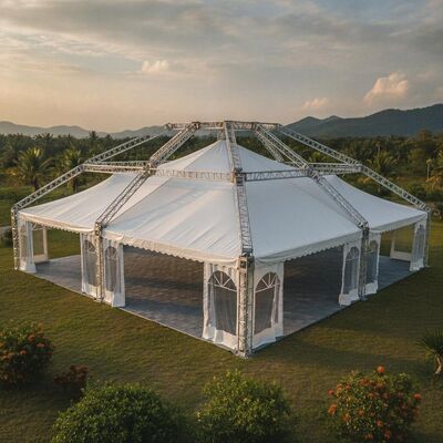 Tente de fête en aluminium structure de cadre en PVC pour les événements de festival en plein air en Malaisie